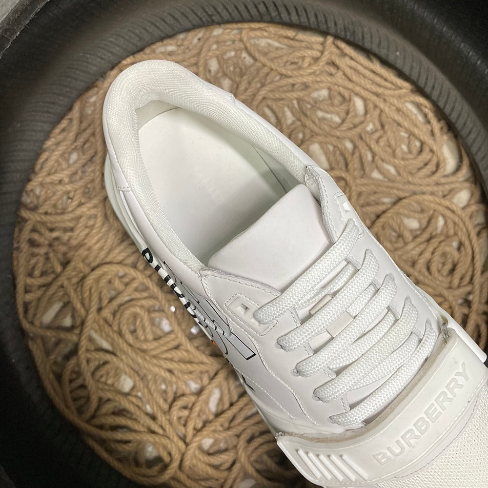Burberry Exclusive Pantofi sport - prezentare produs