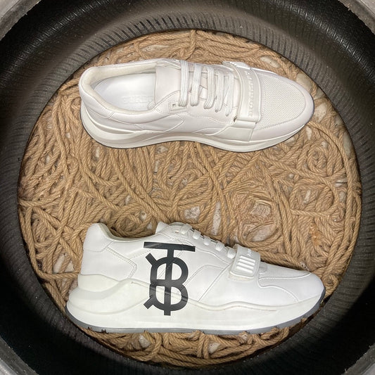 Burberry Exclusive - prezentare produs
