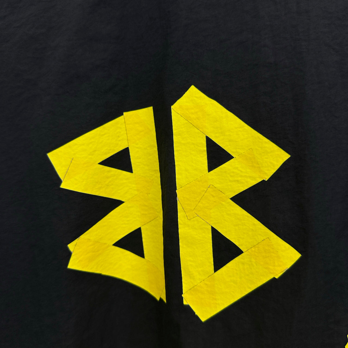 Balenciaga Exclusive Clothing - prezentare produs