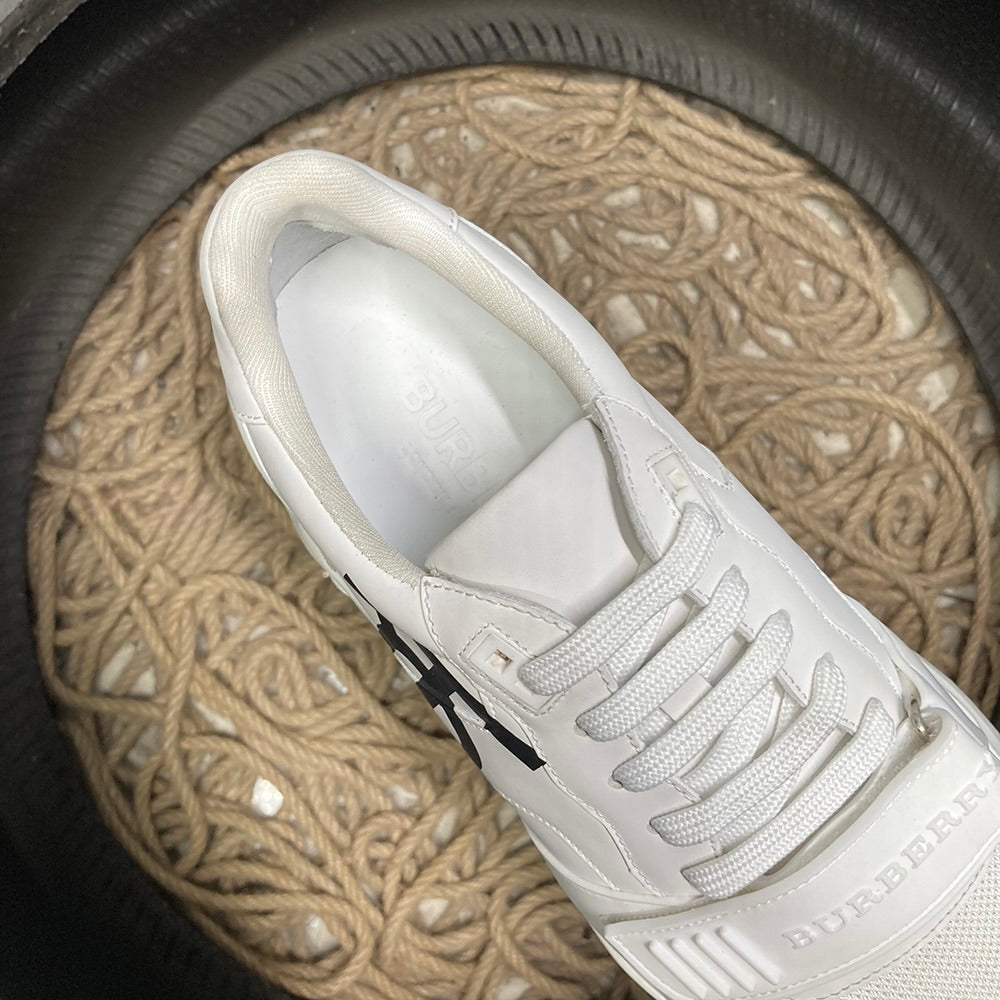 Burberry Exclusive Pantofi sport - prezentare produs