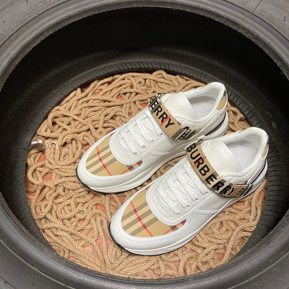 Burberry Exclusive Pantofi sport - prezentare produs