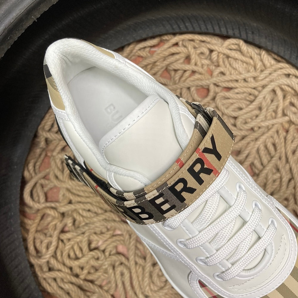 Burberry Exclusive Pantofi sport - prezentare produs