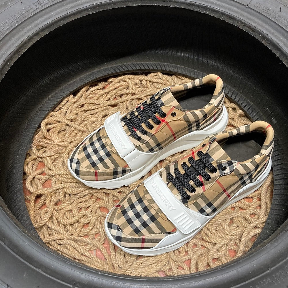Burberry Exclusive Pantofi sport - prezentare produs