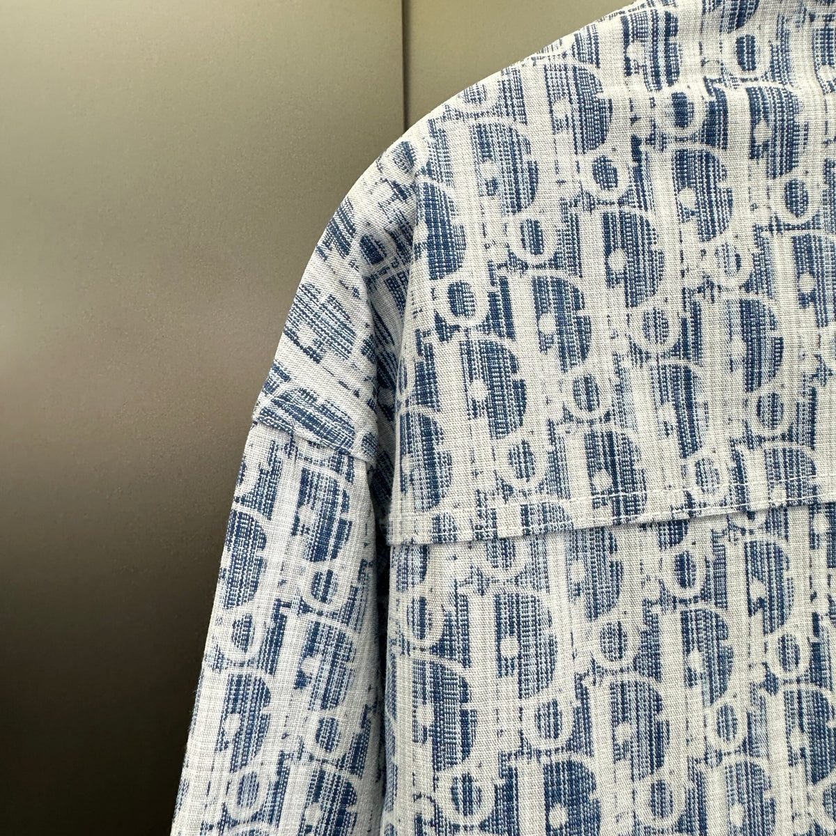 Dior Exclusive Clothing - prezentare produs