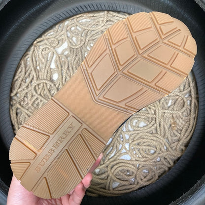 Burberry Exclusive - prezentare produs