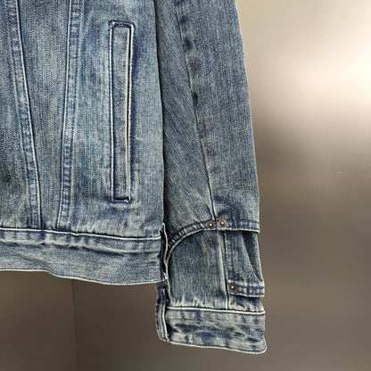 Balenciaga Exclusive Clothing - prezentare produs
