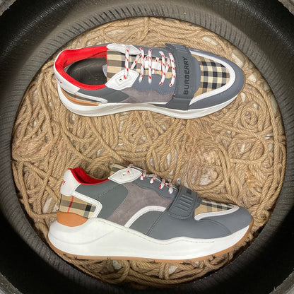 Burberry Exclusive - prezentare produs