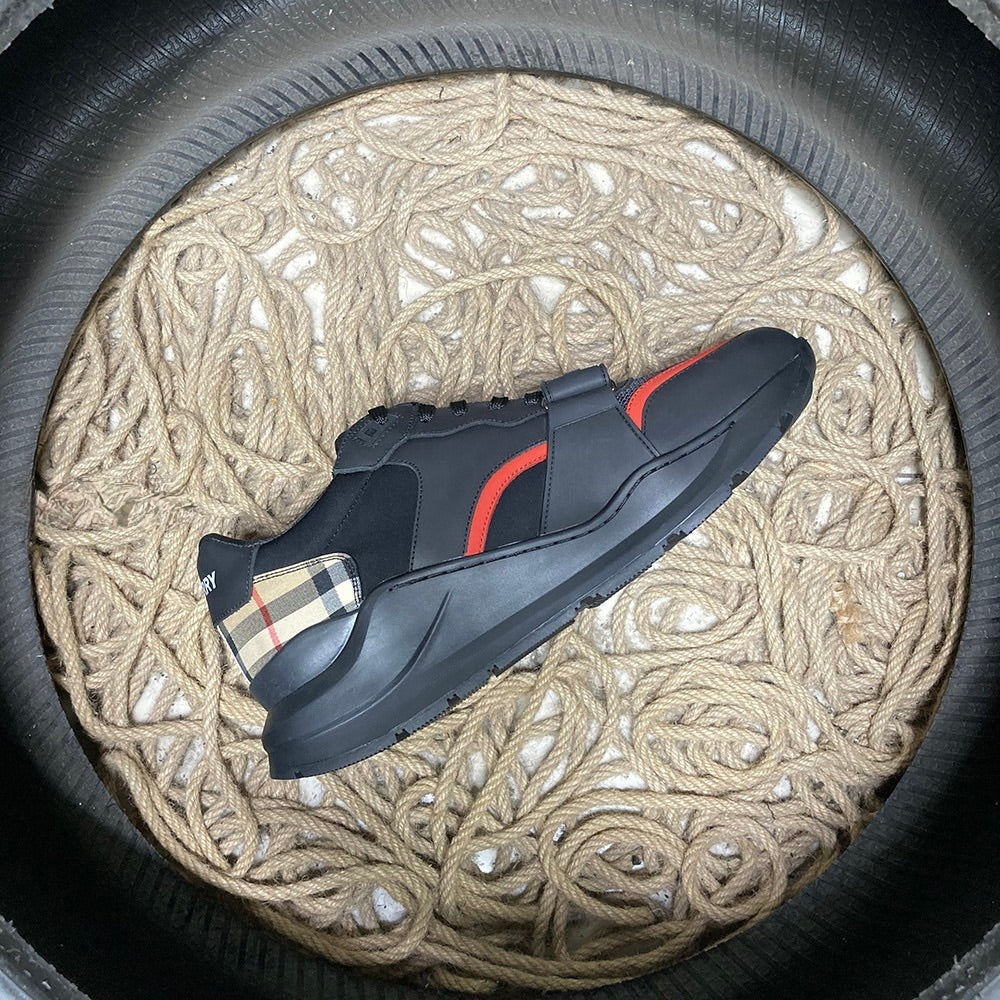 Burberry Exclusive Pantofi sport - prezentare produs