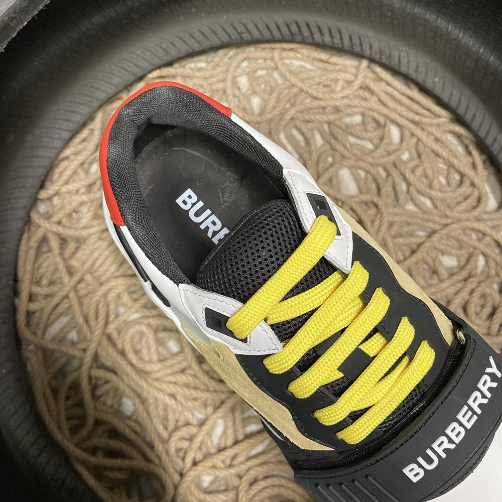 Burberry Exclusive Pantofi sport - prezentare produs