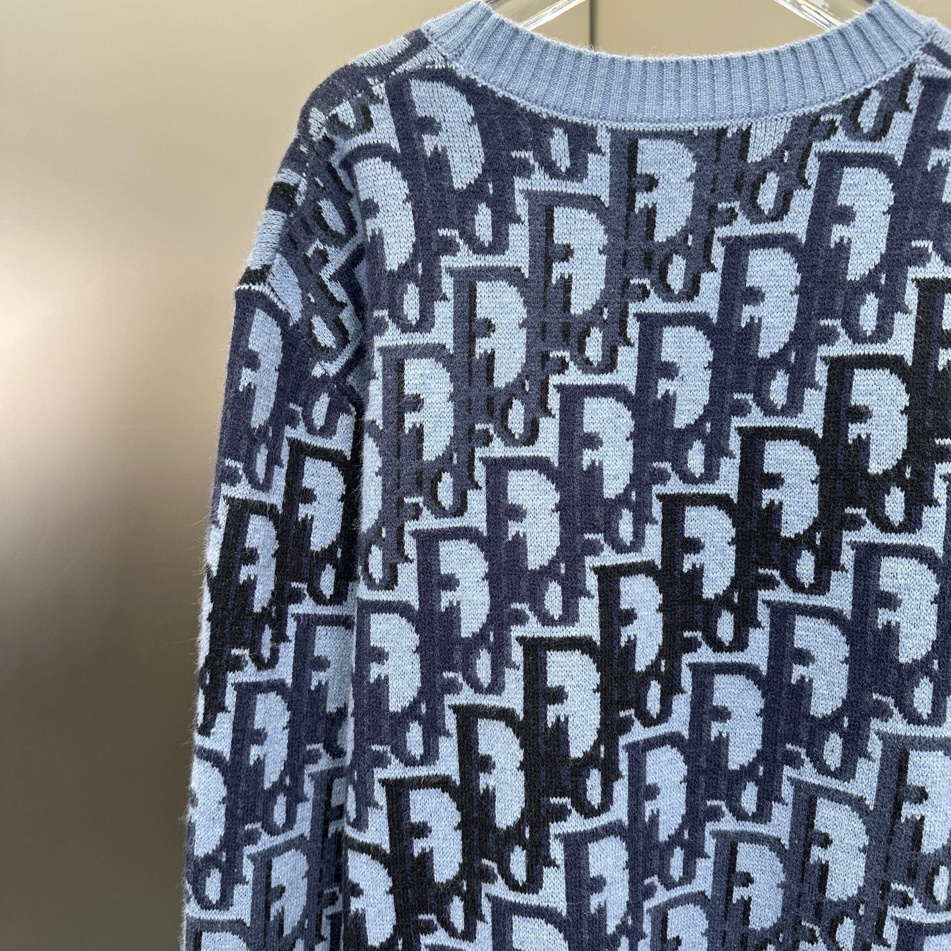 Dior Exclusive Clothing - prezentare produs