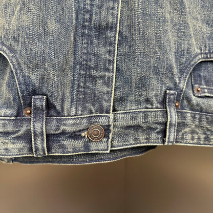 Balenciaga Exclusive Clothing - prezentare produs