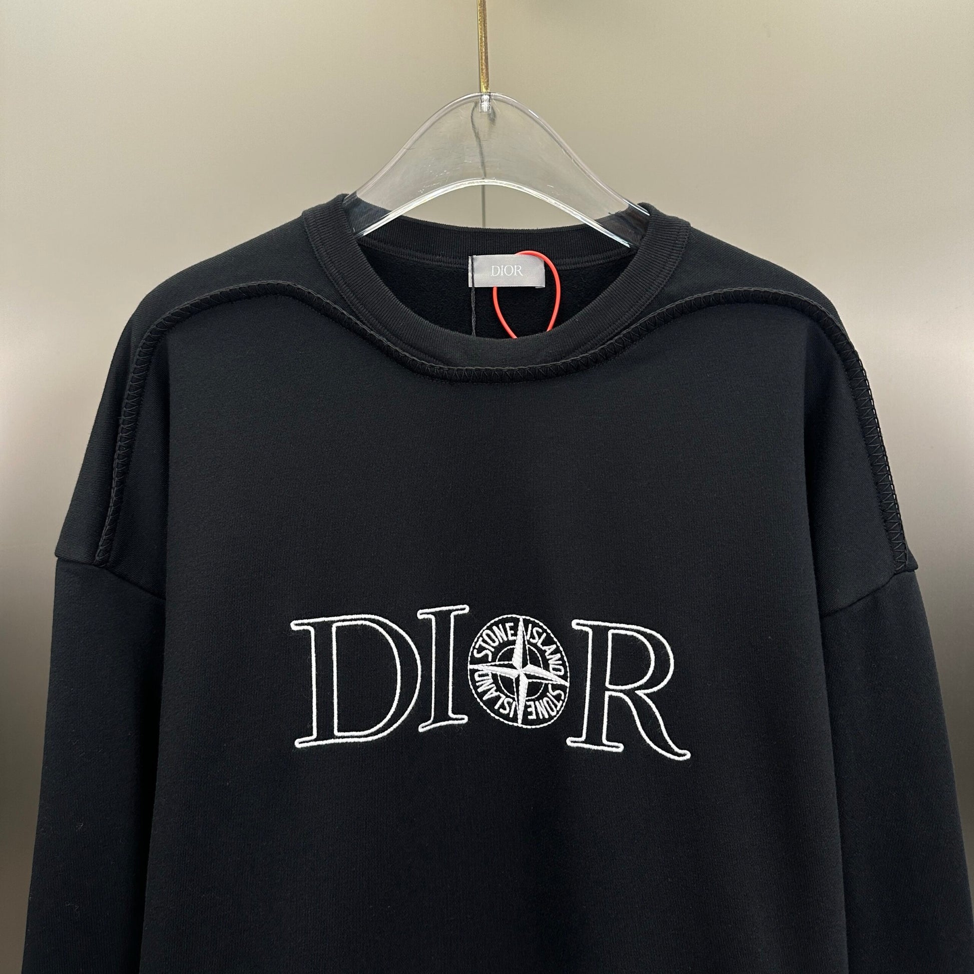 Dior Exclusive Clothing - prezentare produs