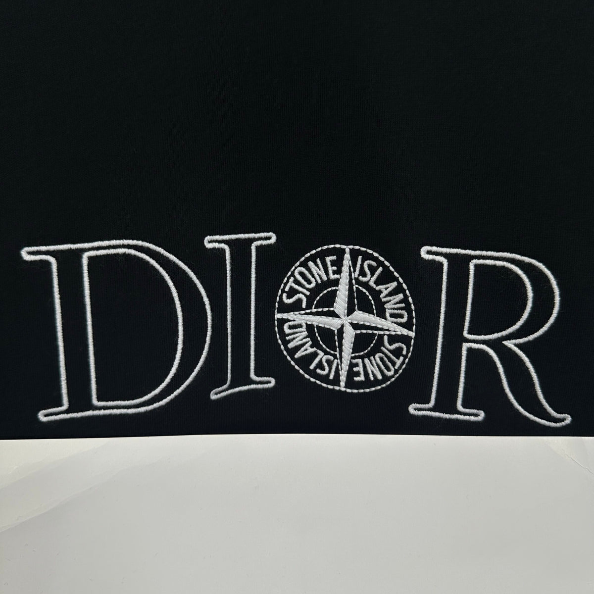 Dior Exclusive Clothing - prezentare produs