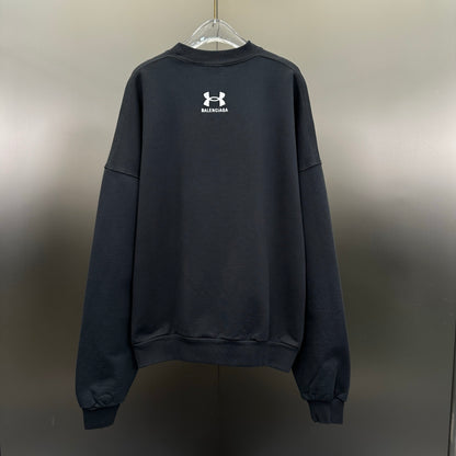 Balenciaga Exclusive Clothing - prezentare produs