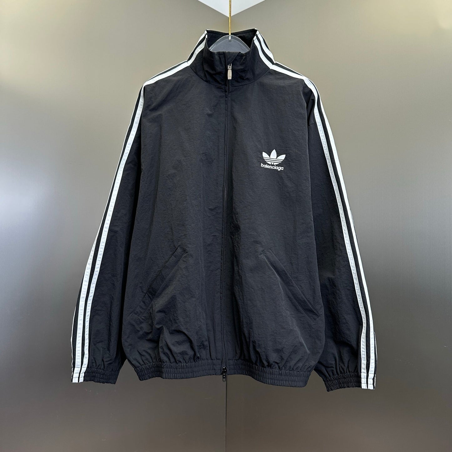 Balenciaga Exclusive Geacă - prezentare produs