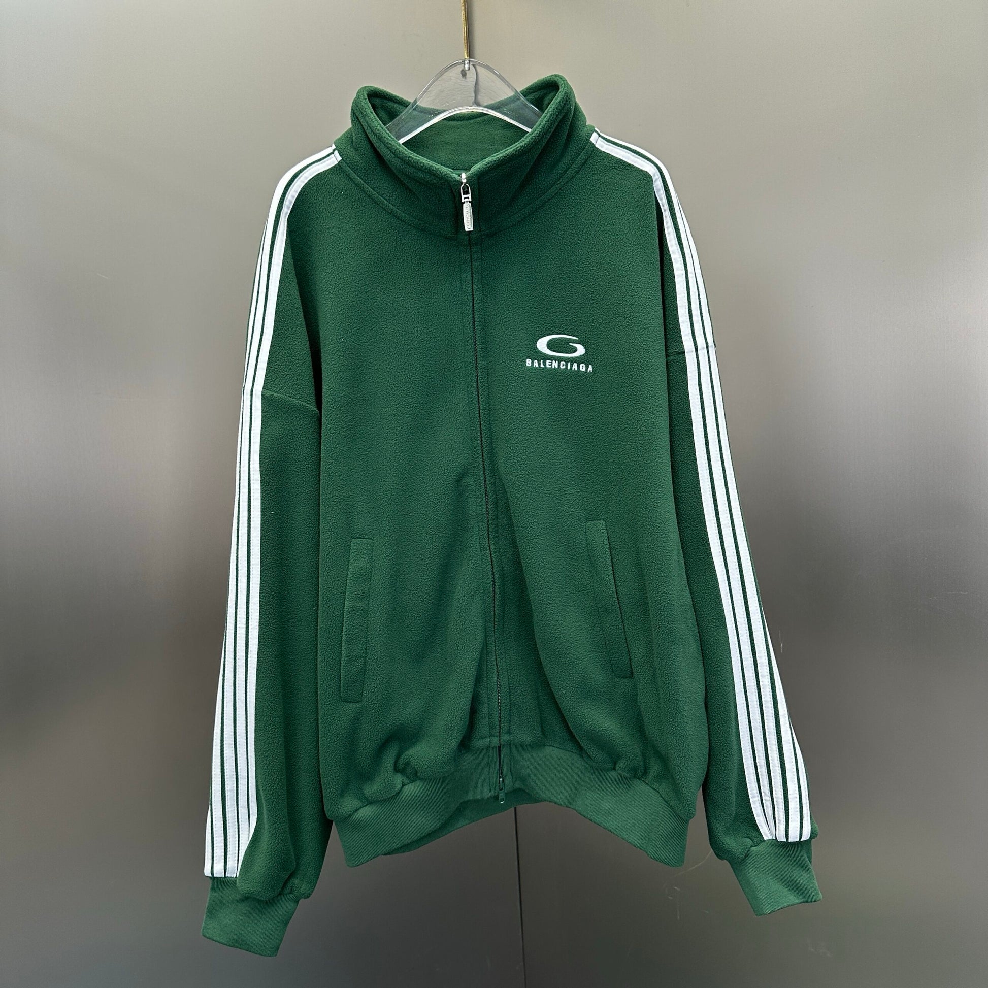 Balenciaga Exclusive Geacă - prezentare produs