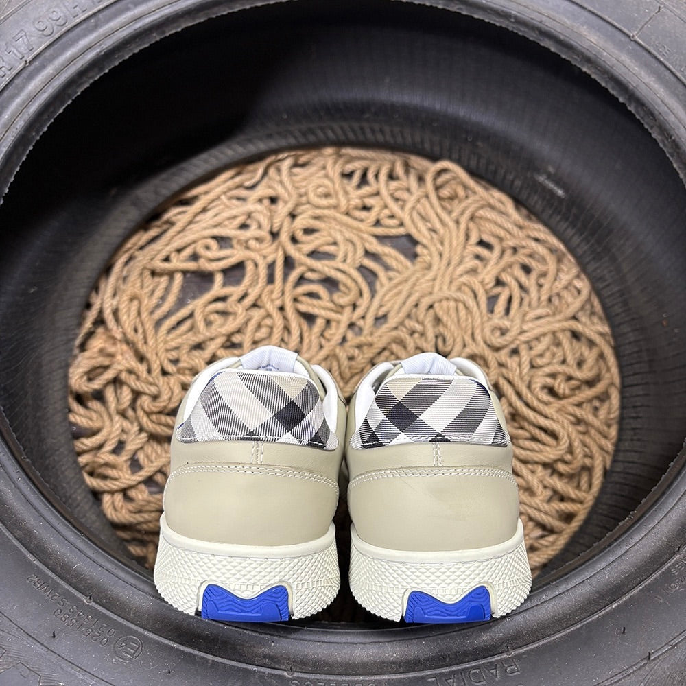 Burberry Exclusive Pantofi sport - prezentare produs