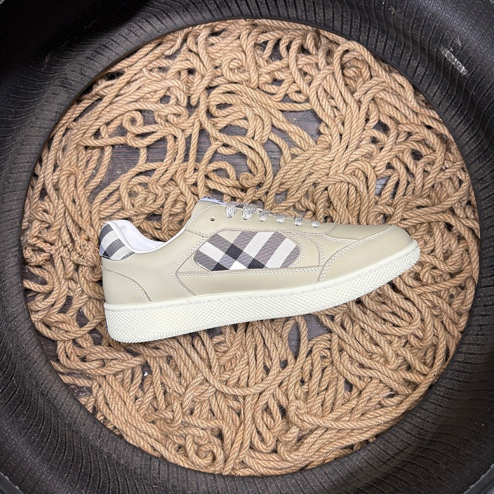 Burberry Exclusive Pantofi sport - prezentare produs