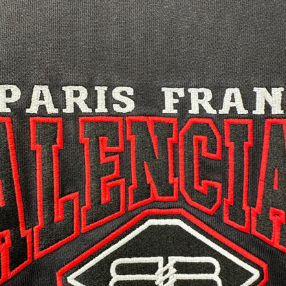 Balenciaga Exclusive Clothing - prezentare produs