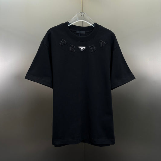 Prada Tricou Exclusive - prezentare produs