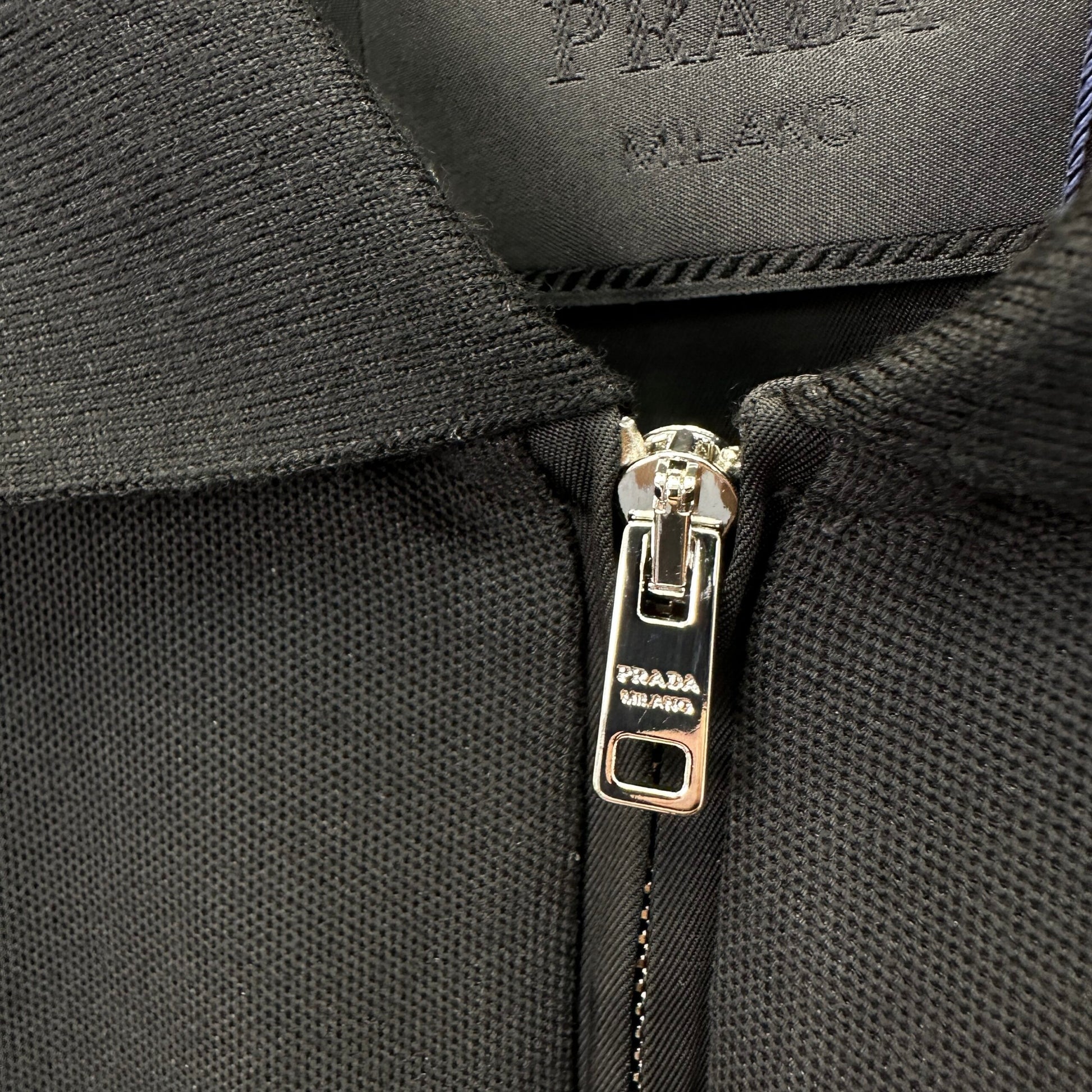 Prada T Cămașă Exclusive - prezentare produs