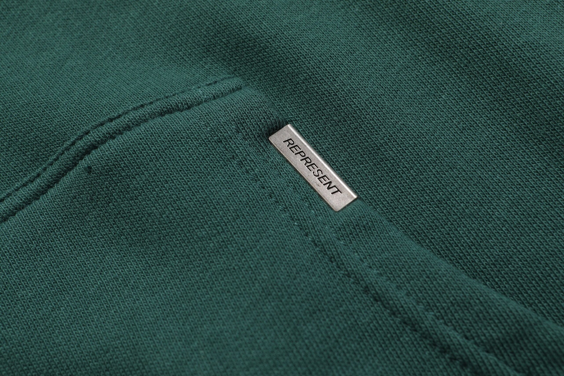 Represent Exclusive - prezentare produs