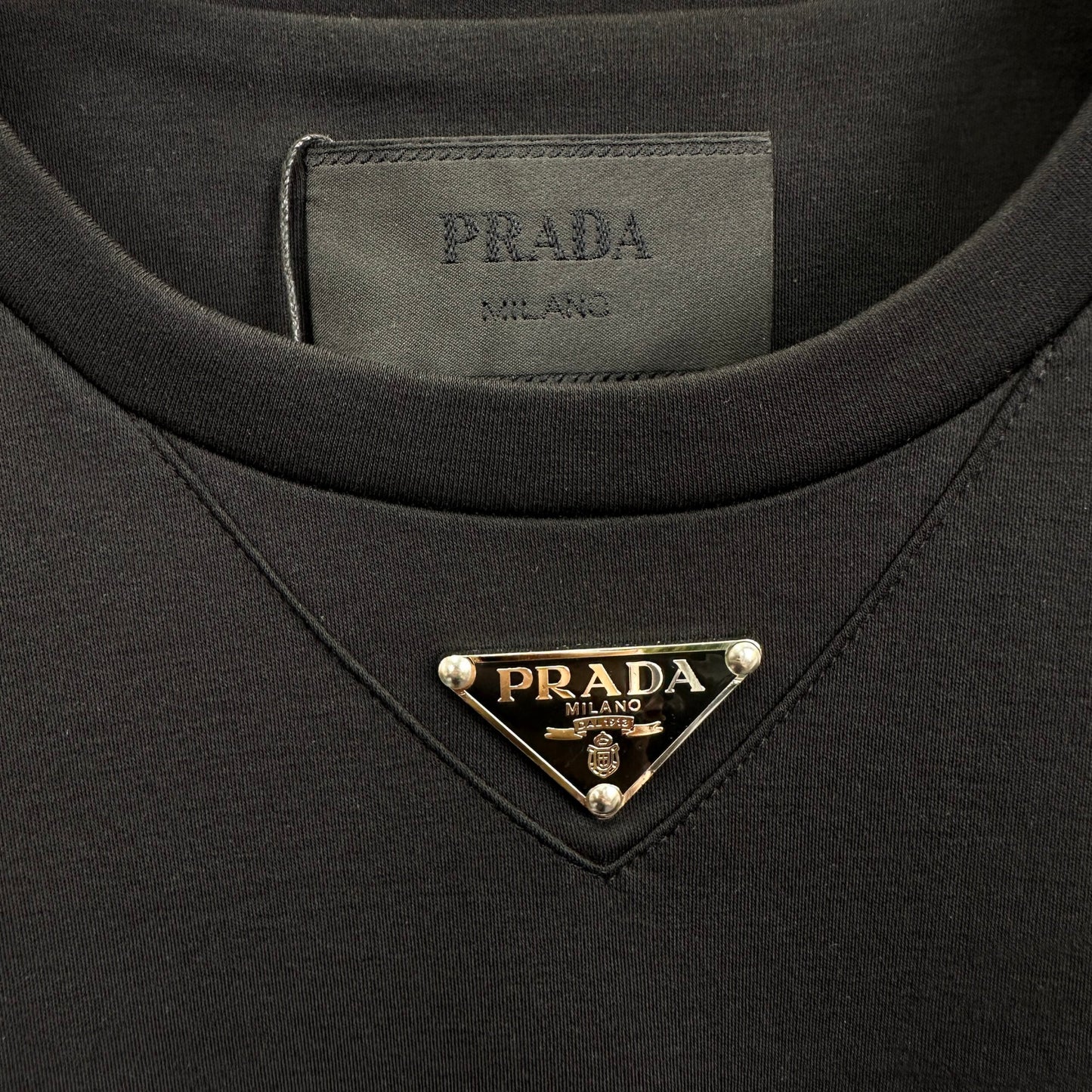 Prada T Cămașă Exclusive - prezentare produs