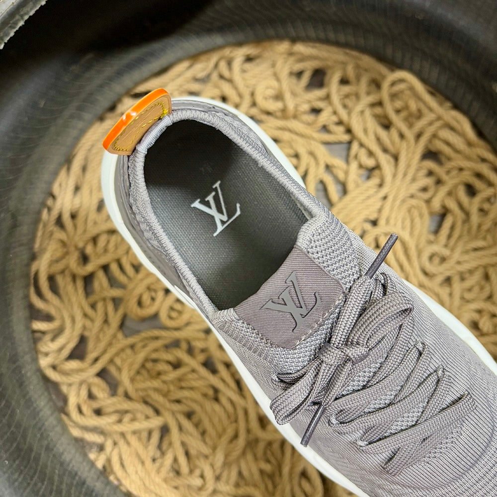 Louis Vuitton LV Trainers Exclusive New Colecție - prezentare produs