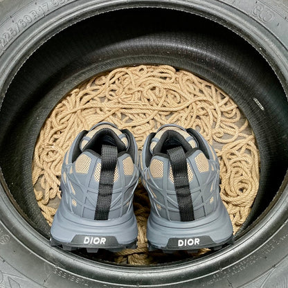 Dior B31 Pantofi sport - prezentare produs