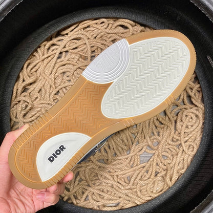 Dior B26 - prezentare produs