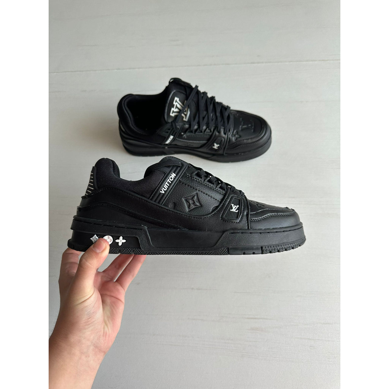 Louis Vuitton Trainers Black And White - Tgjiuplug