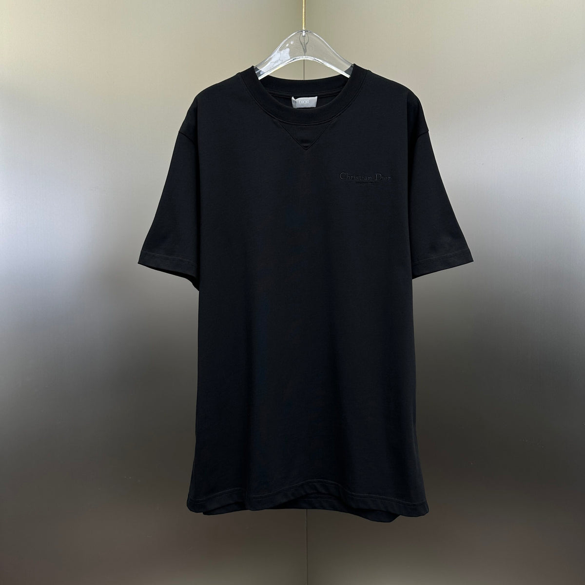 Dior Tricou Exclusive - prezentare produs