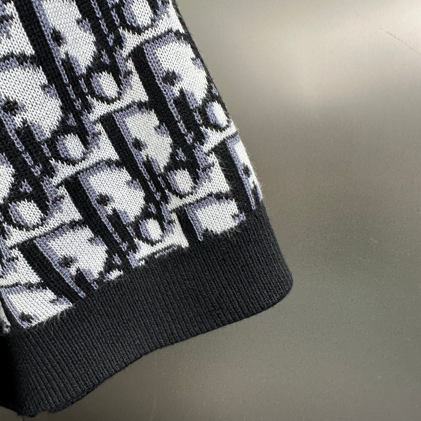 Dior T Cămașă Exclusive - prezentare produs