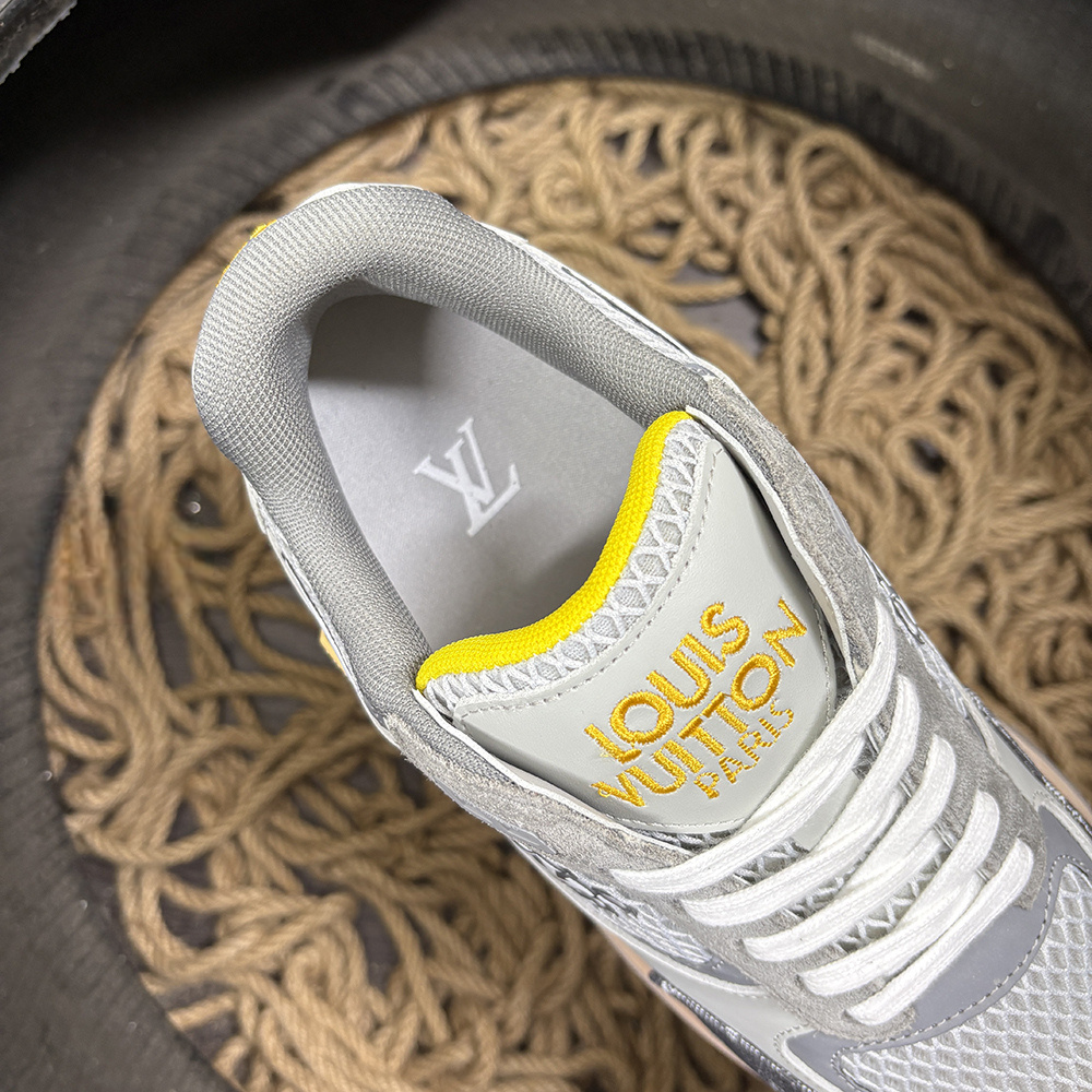 Louis Vuitton LV Run Away Gri Pantofi sport - prezentare produs
