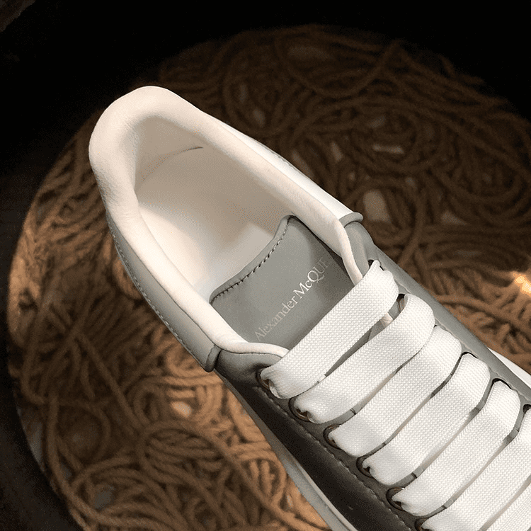 Alexander McQueen Reflectorizant Pantofi sport - prezentare produs
