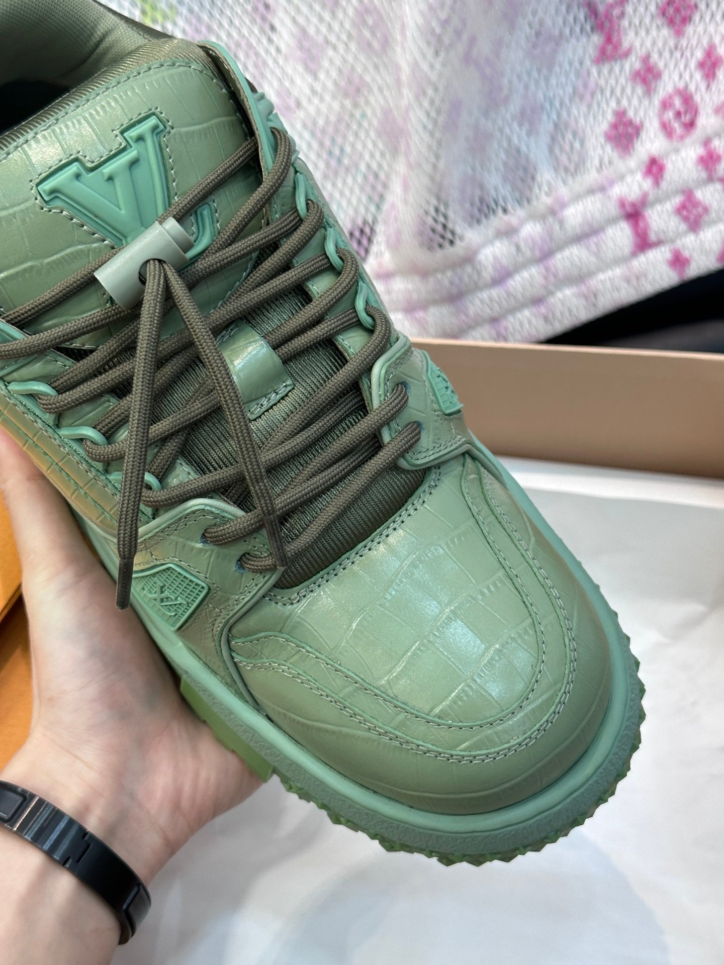 Louis Vuitton LV Trainers Maxi Mint - prezentare produs