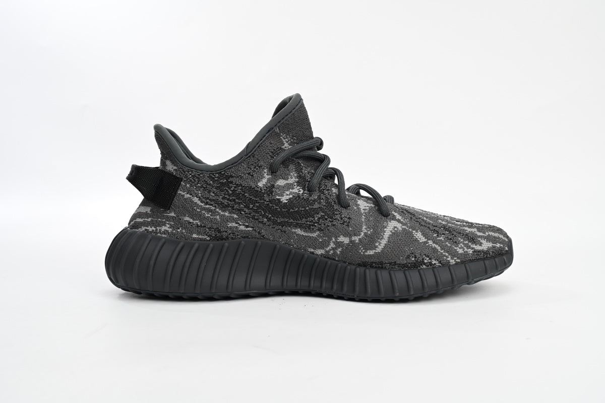 Adidas Yeezy Yeezy 350 V2 Dark Salt - prezentare produs