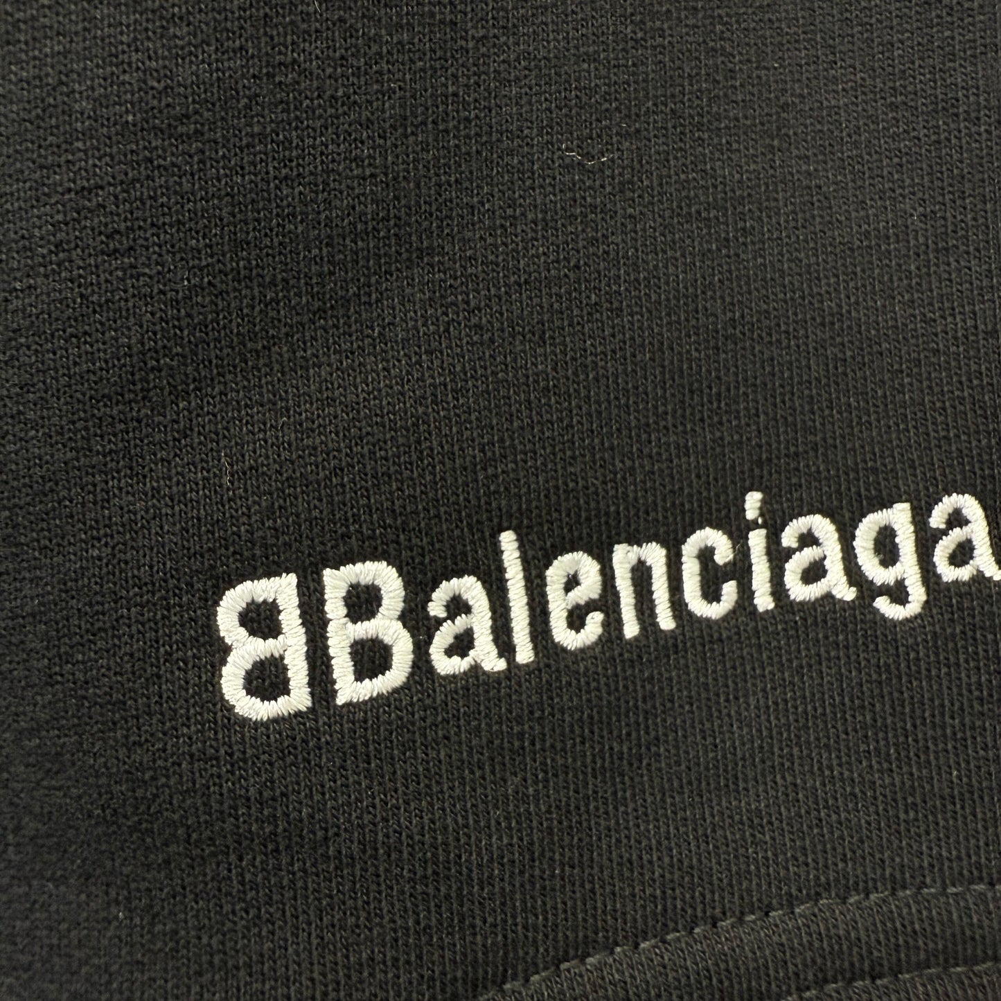Balenciaga T Cămașă Exclusive - prezentare produs