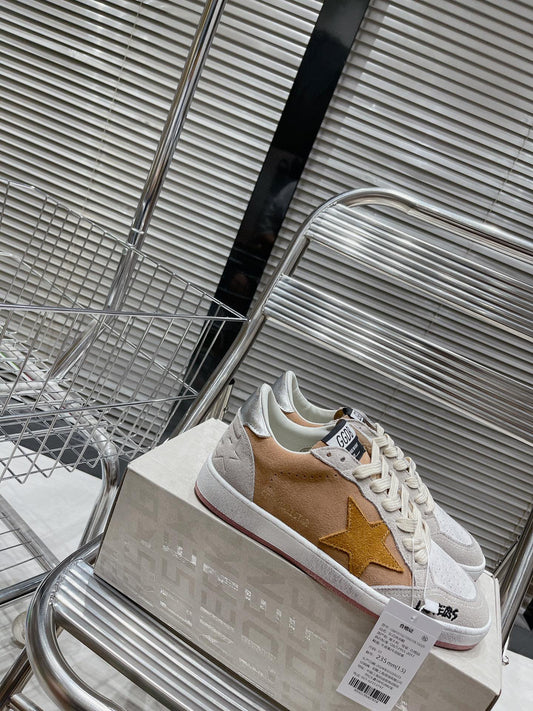 Golden Goose Deluxe G15 - prezentare produs