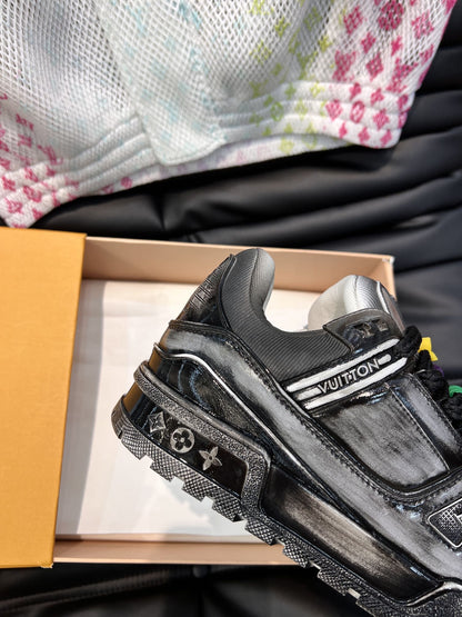 Louis Vuitton LV Trainers Maxi Negru Faded - prezentare produs