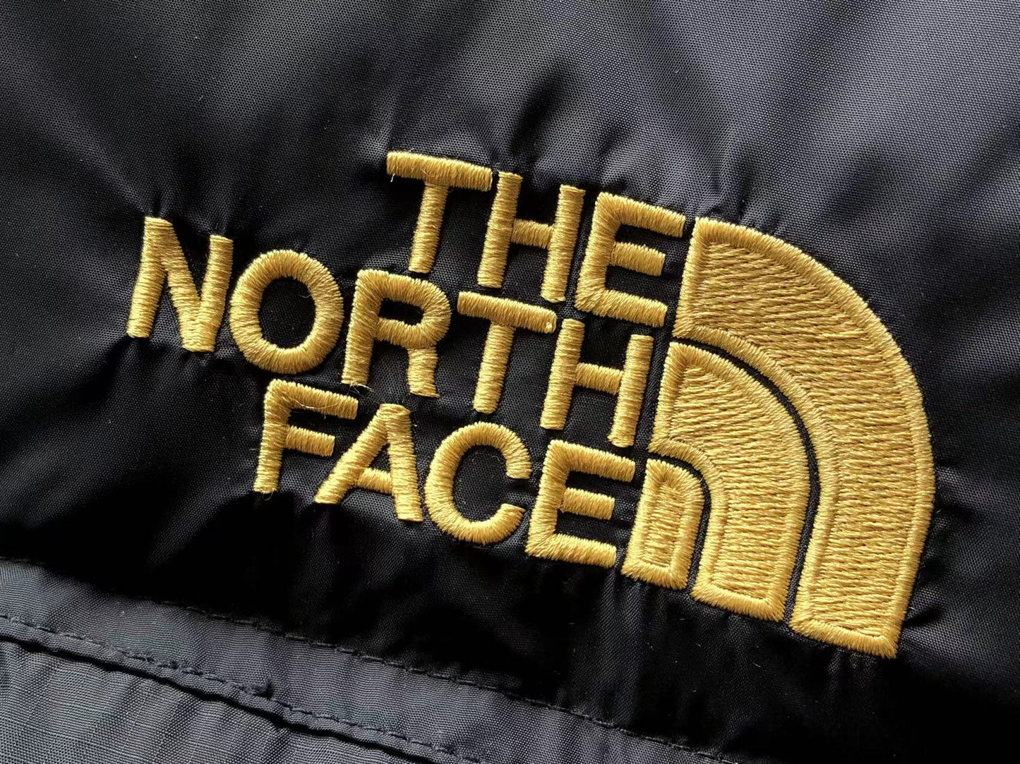 The North Face 700 Brain Dead Ediție Pantofi sport - prezentare produs