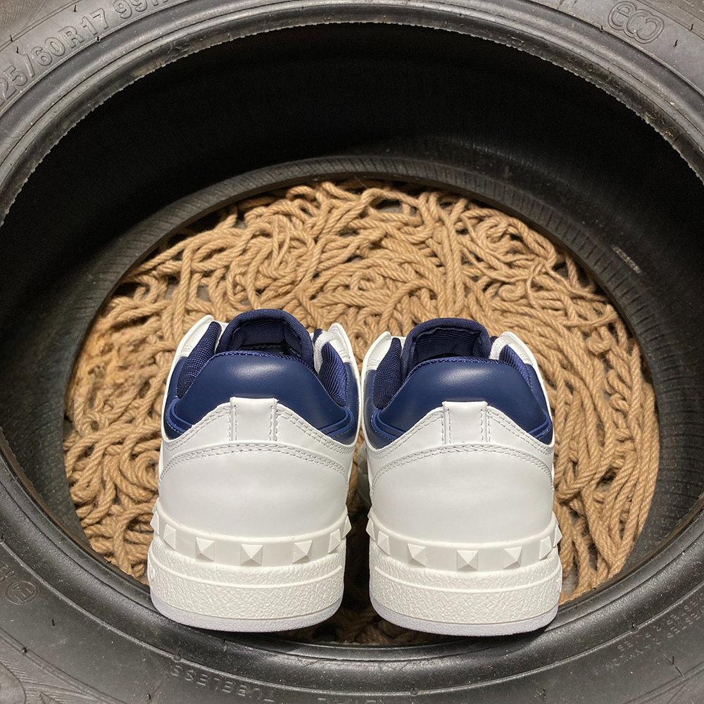 Valentino Freedots Alb Royal Albastru - prezentare produs