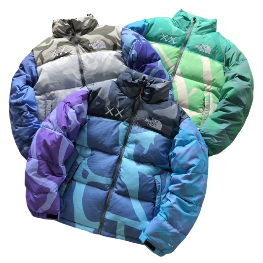 The North Face X Kaws Geacă - prezentare produs