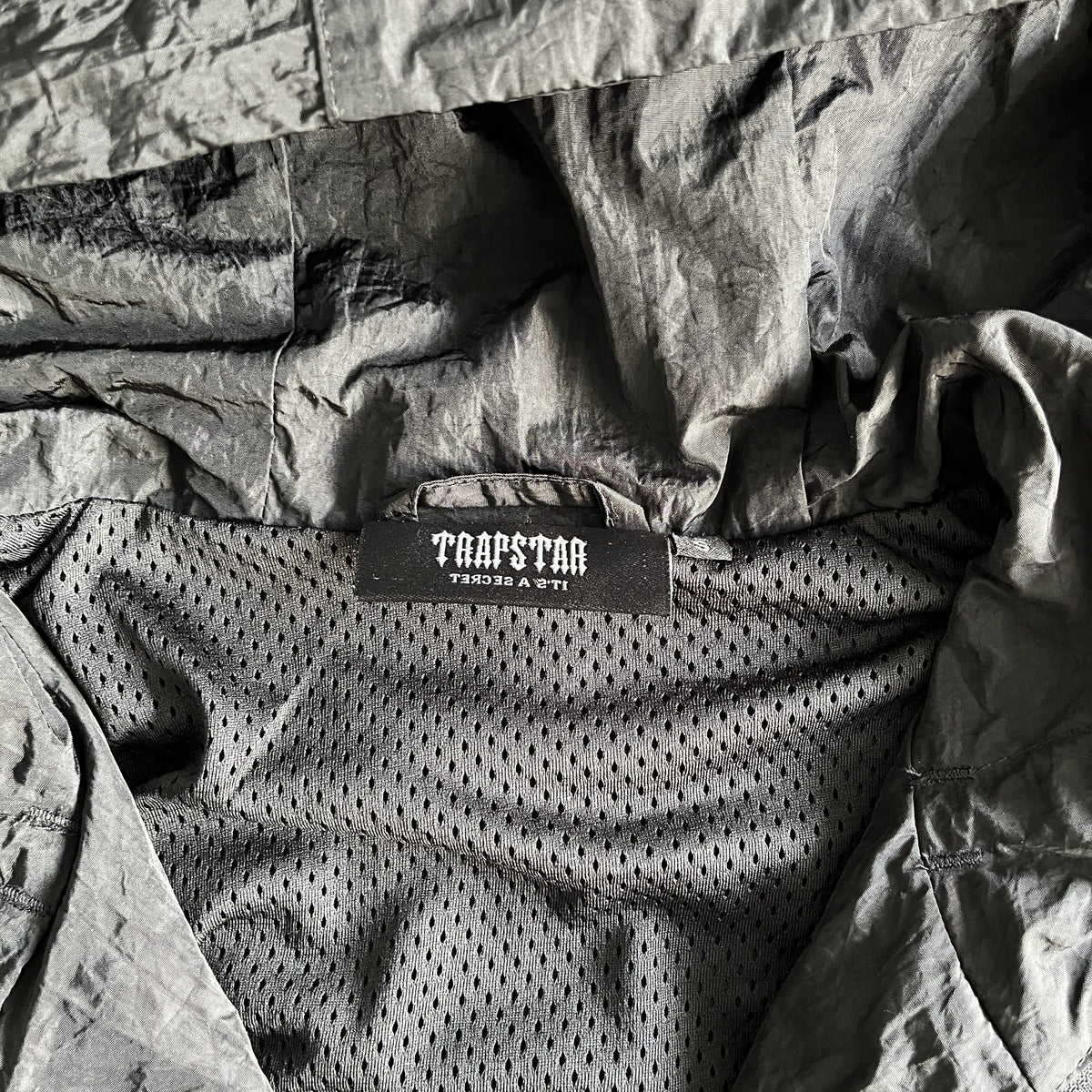 Trapstar Irongate Trening Negru - prezentare produs