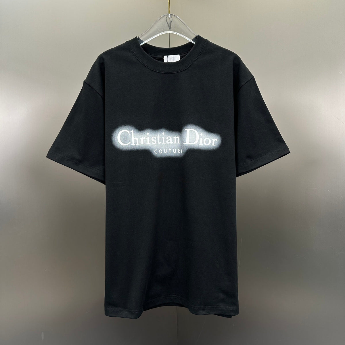 Dior Tricou Exclusive - prezentare produs
