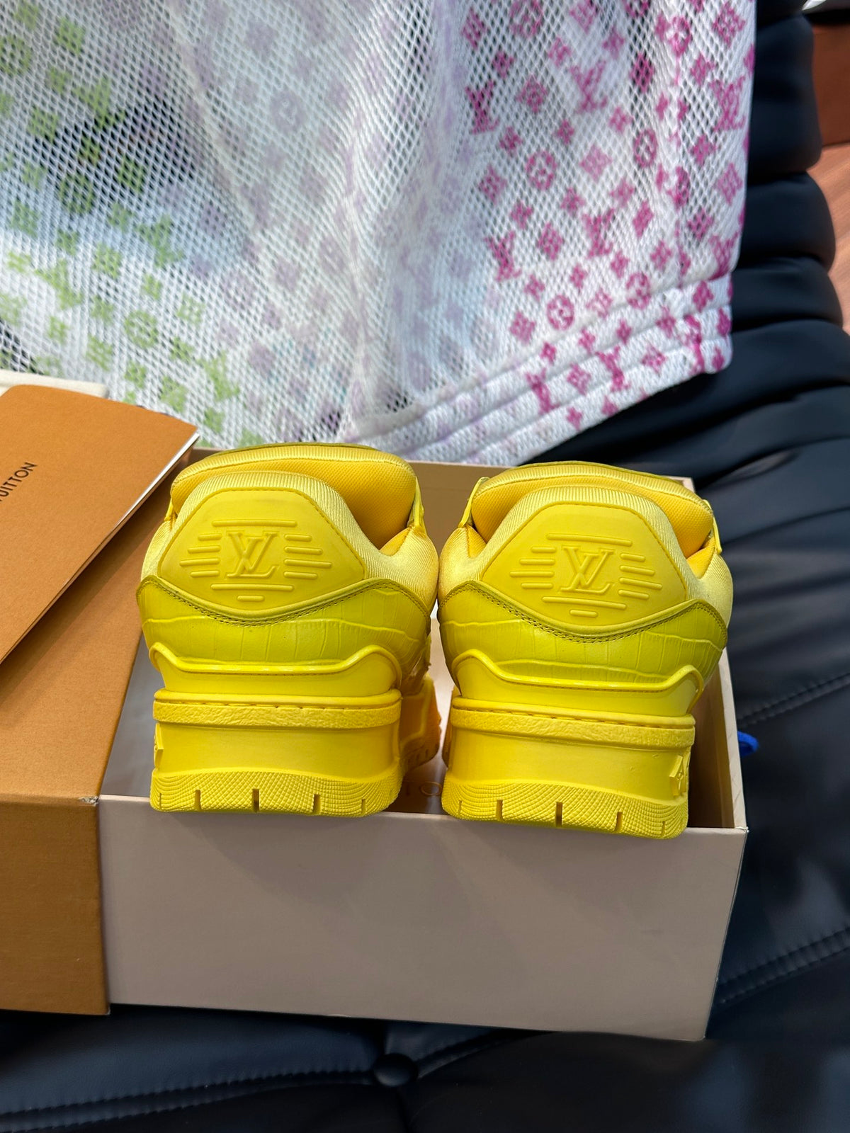 Louis Vuitton LV Trainers Maxi Galben - prezentare produs