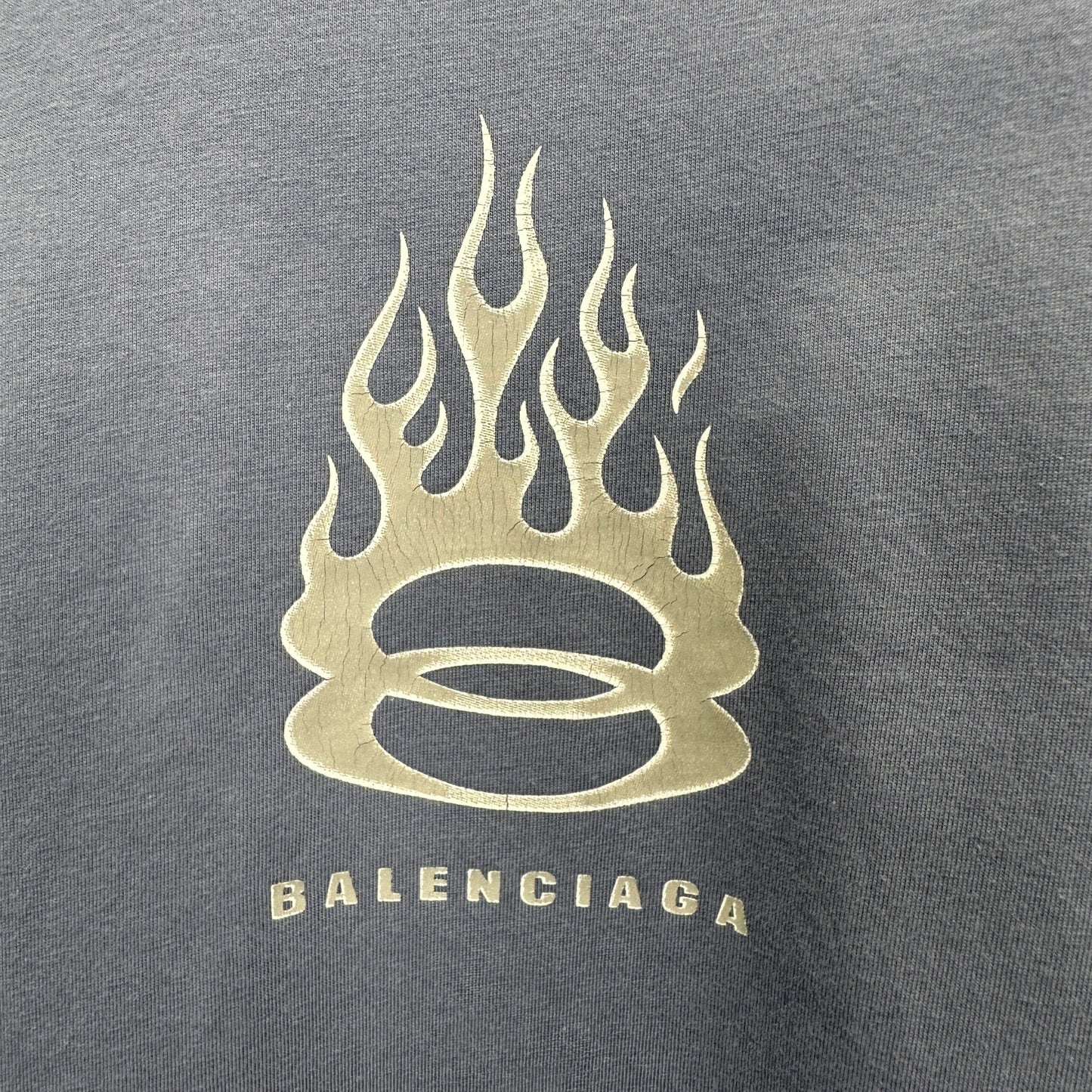 Balenciaga T Cămașă Exclusive - prezentare produs