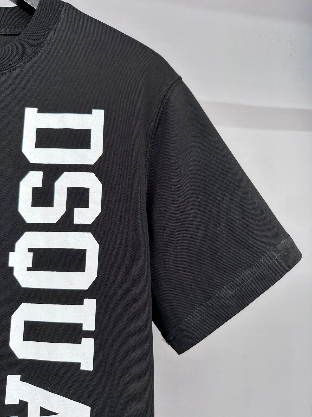 Dsquared2 T Cămașă Dt031 - prezentare produs