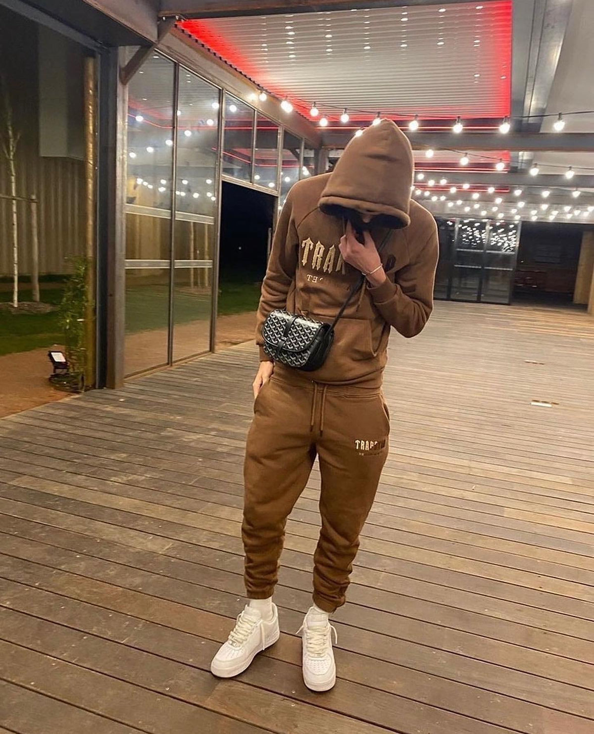 Trapstar Maro Chenille Decoded Clothing - prezentare produs
