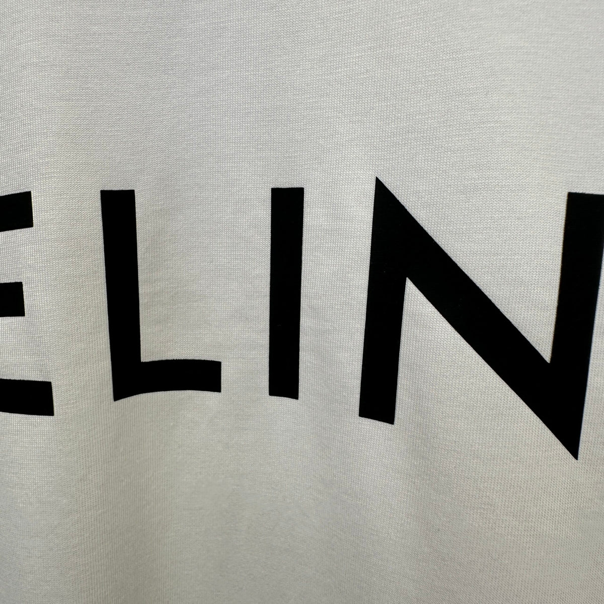 Celine T Cămașă Exclusive - prezentare produs